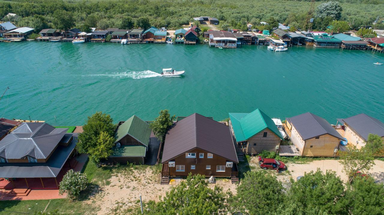 Hakuna Matata Apartments Ulcinj Buitenkant foto