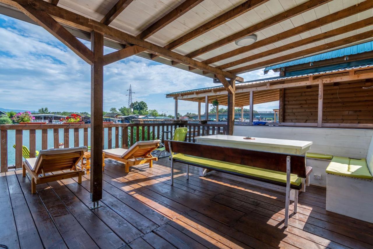Hakuna Matata Apartments Ulcinj Buitenkant foto