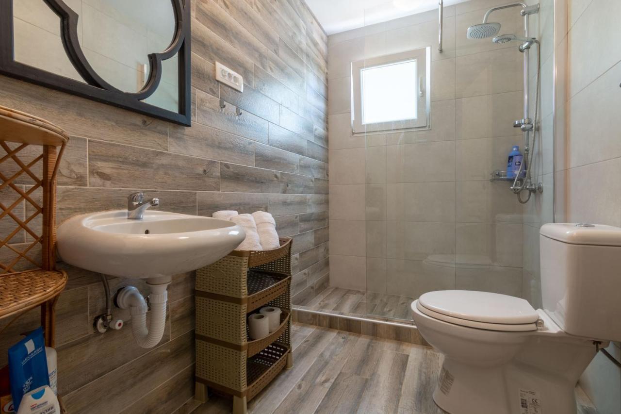 Hakuna Matata Apartments Ulcinj Buitenkant foto