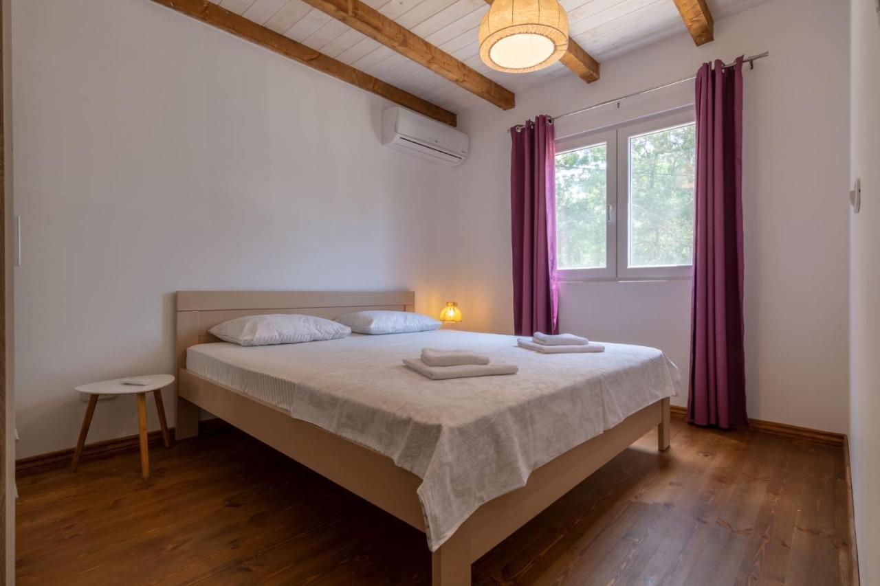 Hakuna Matata Apartments Ulcinj Buitenkant foto
