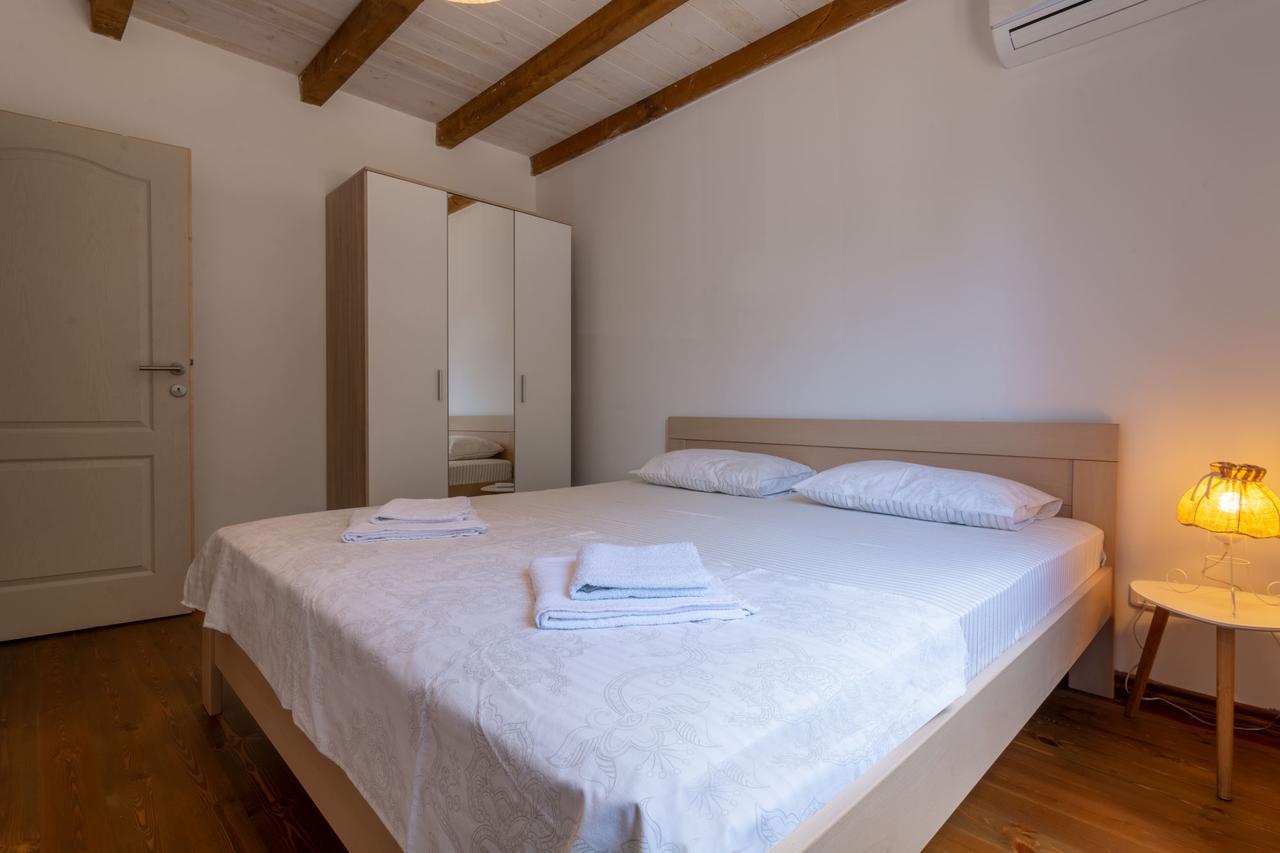 Hakuna Matata Apartments Ulcinj Buitenkant foto