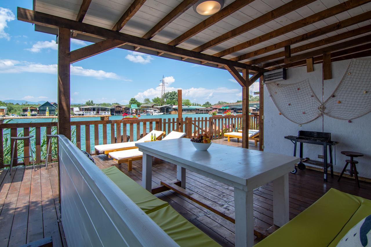 Hakuna Matata Apartments Ulcinj Buitenkant foto
