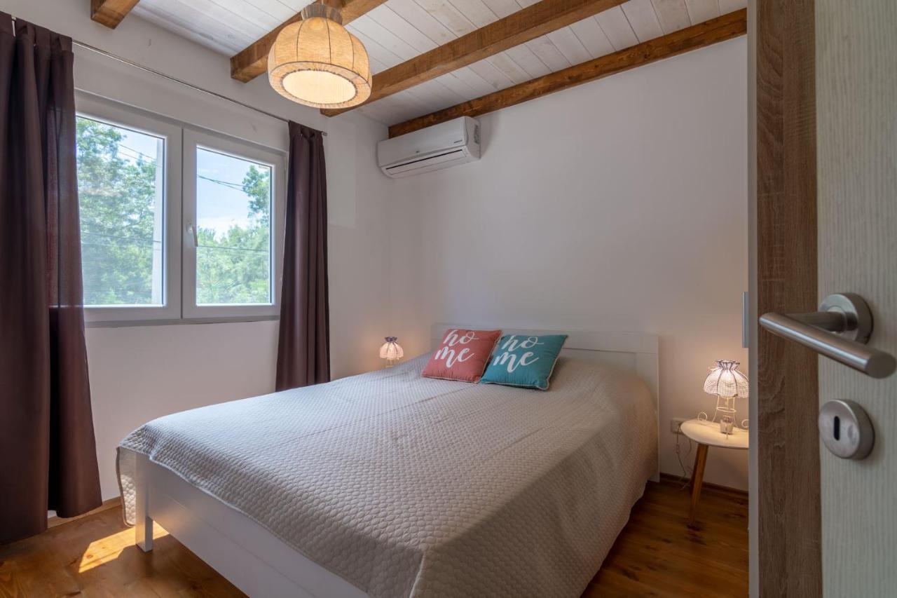 Hakuna Matata Apartments Ulcinj Buitenkant foto