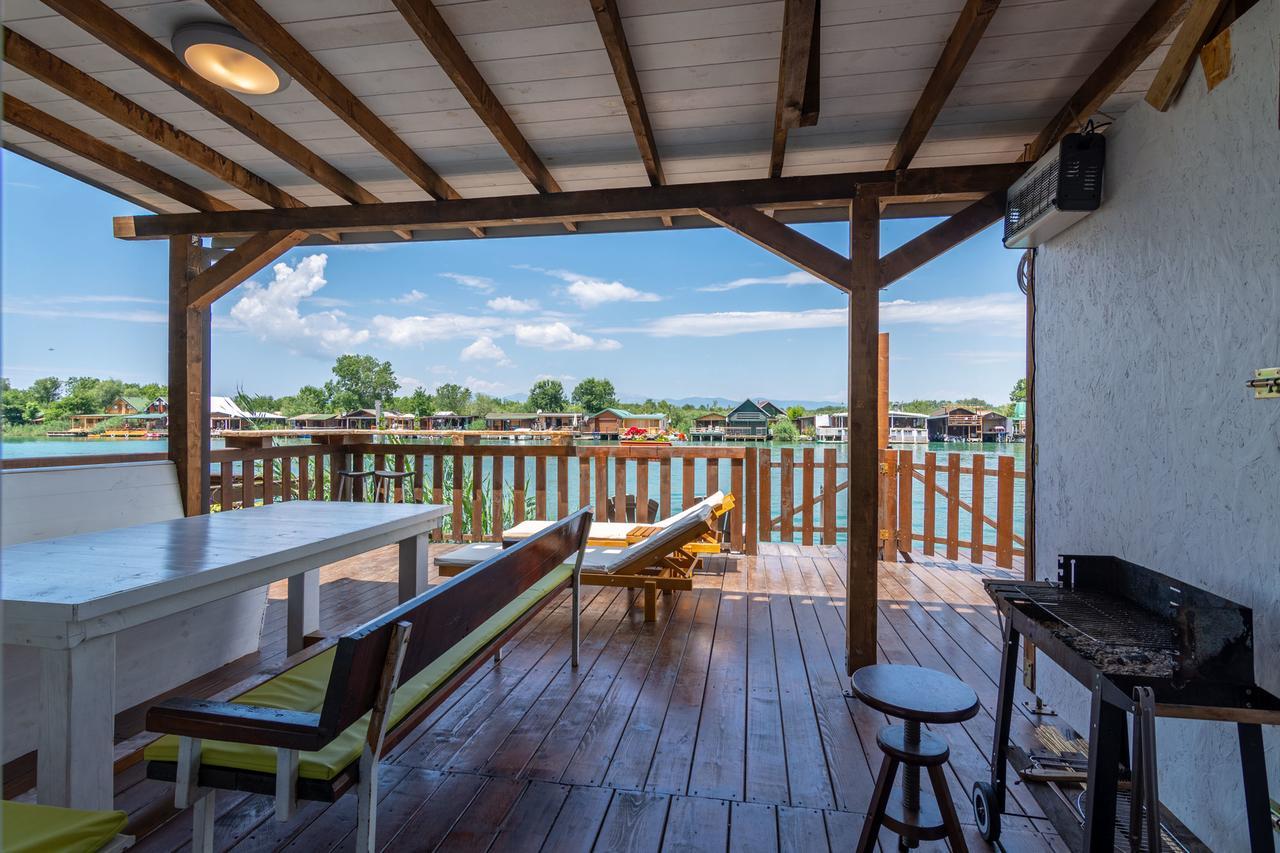 Hakuna Matata Apartments Ulcinj Buitenkant foto
