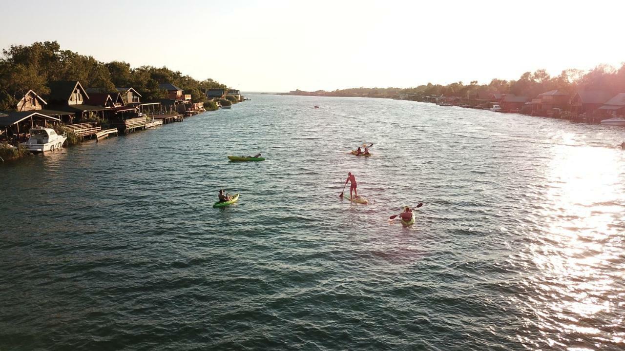 Hakuna Matata Apartments Ulcinj Buitenkant foto